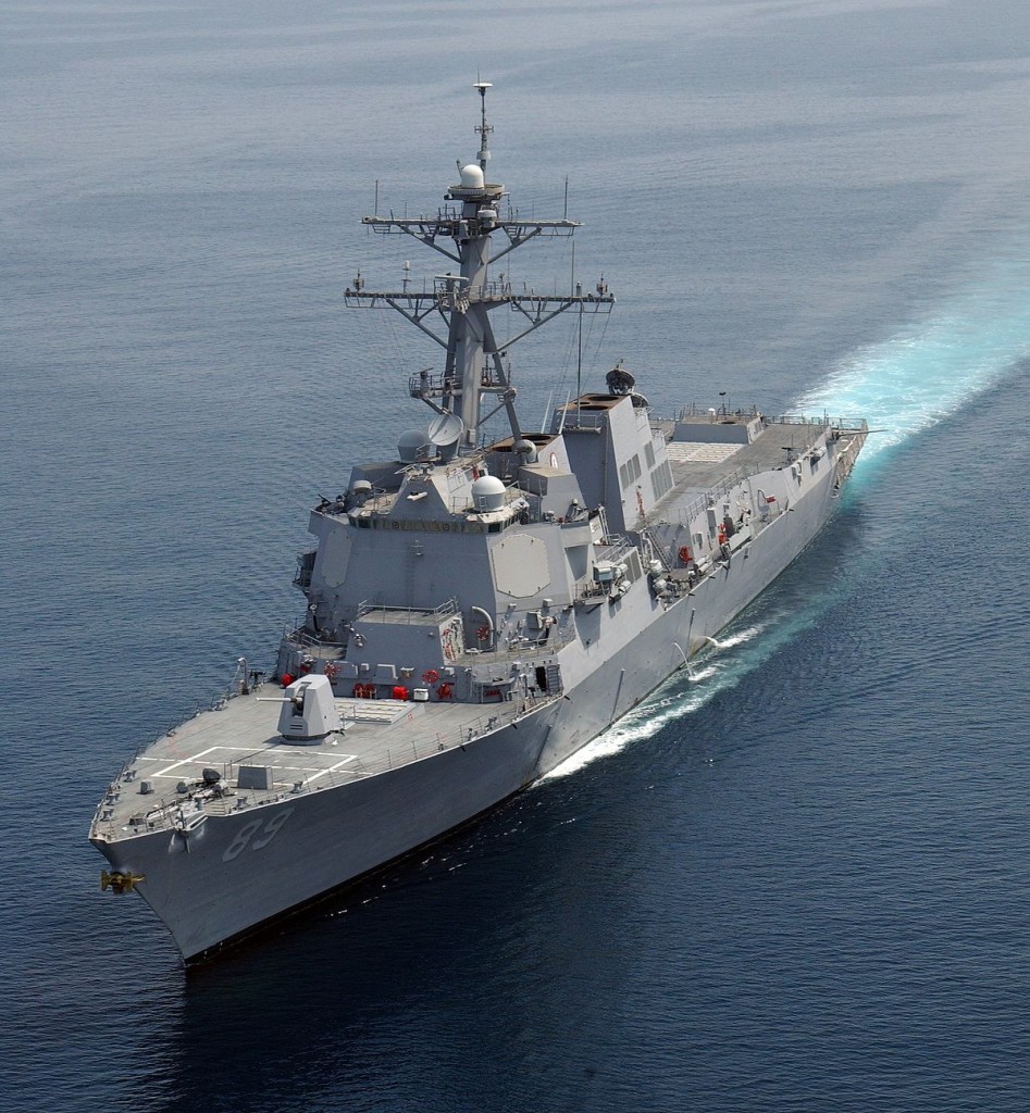 1200px-USS_Mustin_(DDG-89)_front